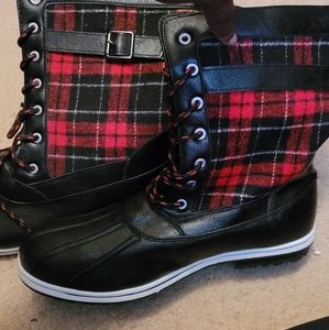 avon plaid boots